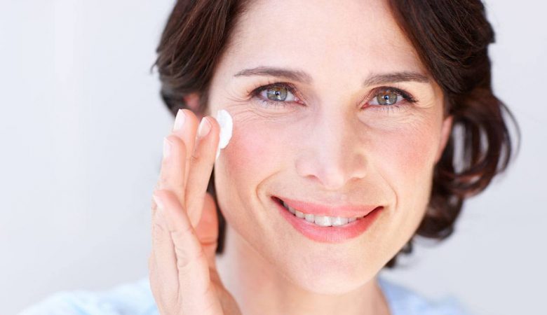 خرید بهترین کرم ضد چروک بالای 40 سال