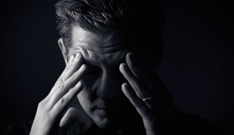 علائم میگرن