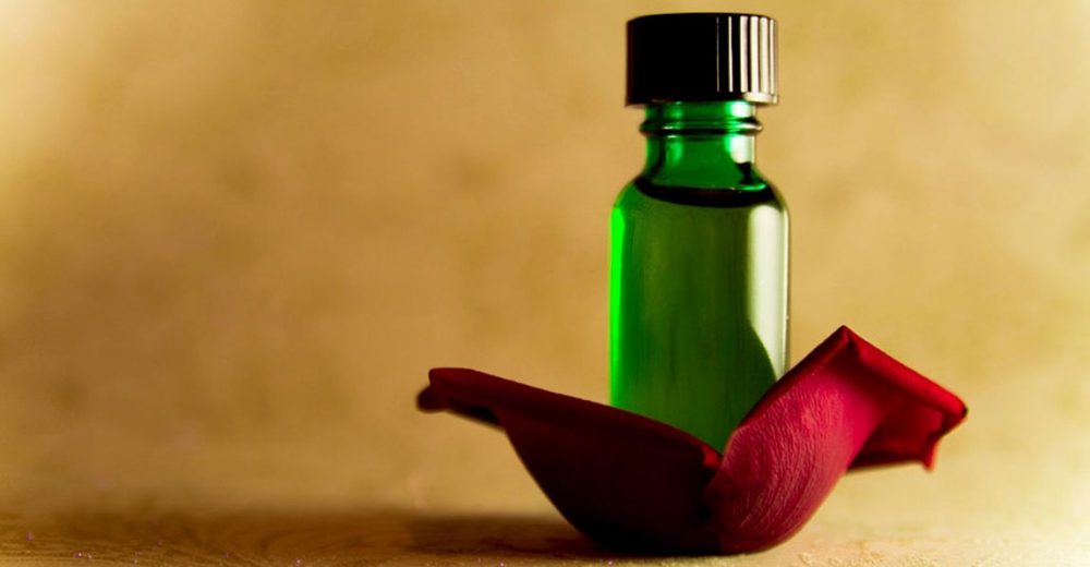 فواید روغن گل سرخ