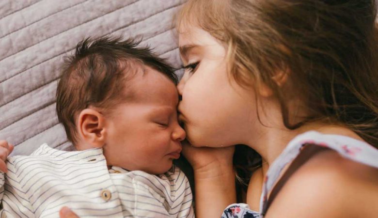 فاصله سنی مناسب بین فرزندان