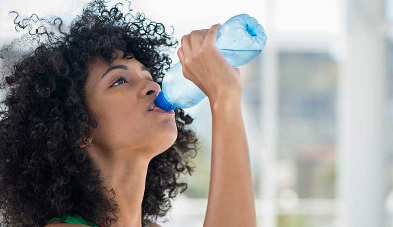 نوشیدن بیش از حد آب