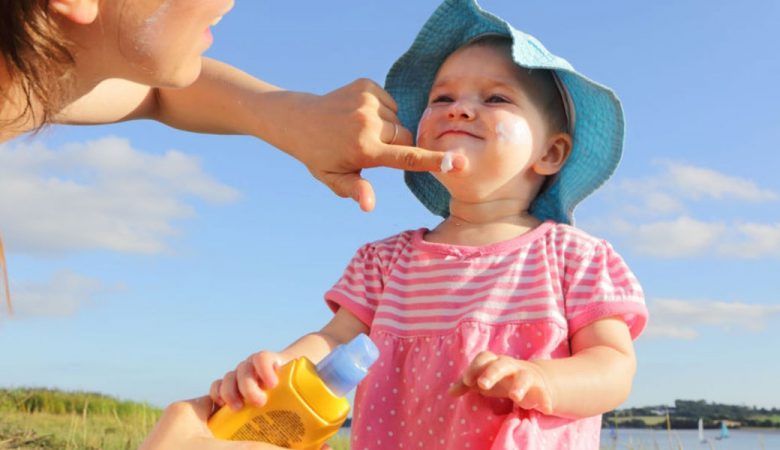 ضد آفتاب برای کودکان