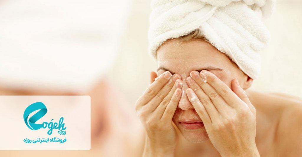 استفاده از ژل شوینده صورت