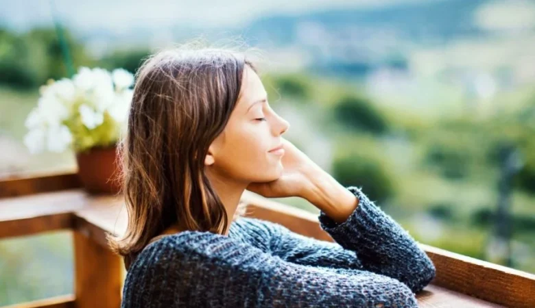 تاثیر مثبت اندیشی بر زیبایی چهره - روژه