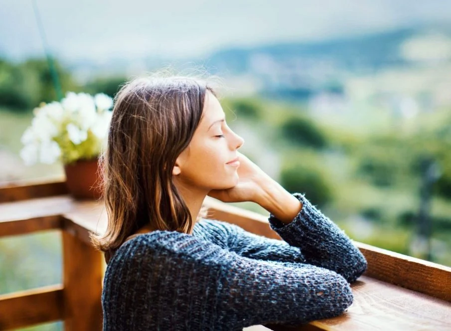 تاثیر مثبت اندیشی بر زیبایی چهره - روژه