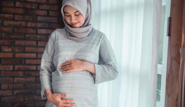 روزه‌داری در دوران بارداری و شیردهی - روژه مگ