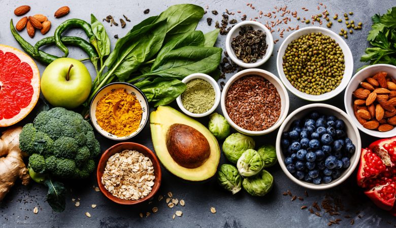 معرفی میوه‌ های خوشمزه برای درمان یبوست و پاکسازی روده - روژه مگ