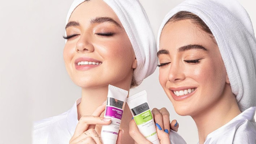 سلامت پوست صورت و رفع چروک در زنان بالای ۴۰ سال